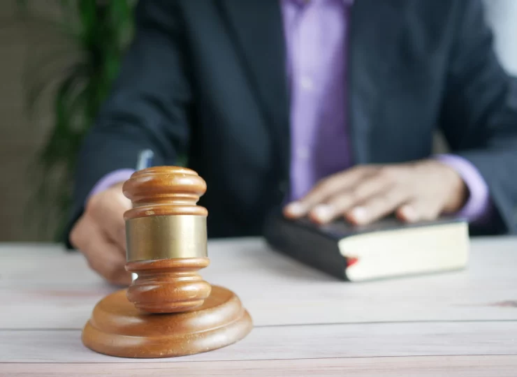 Hiring A Lawyer Versus DIY Cases. Which Is Better?